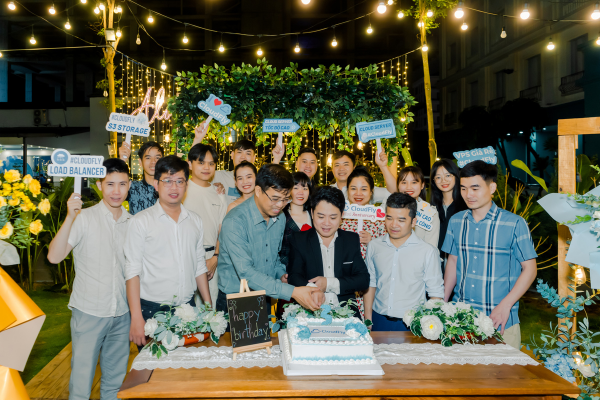 https://media.cloudfly.vn/posts/mung-sinh-nhat.png
